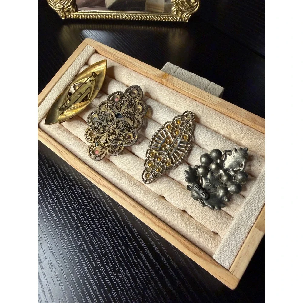 Vintage Art Deco Dress Clip Brooch Set Blue Rhinestone Filigree LN Signed 4pc